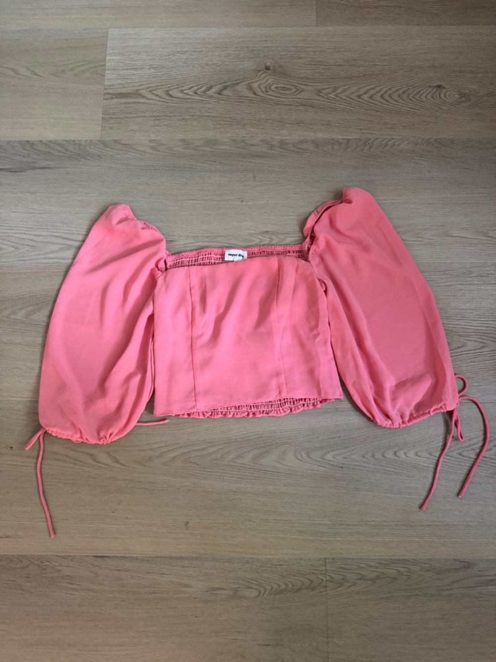 Superdown Puff Sleeve Crop Top in Coral Pink